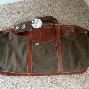 NWT Norte Dame Canyon Outback Duffel Bag with Leather Trim